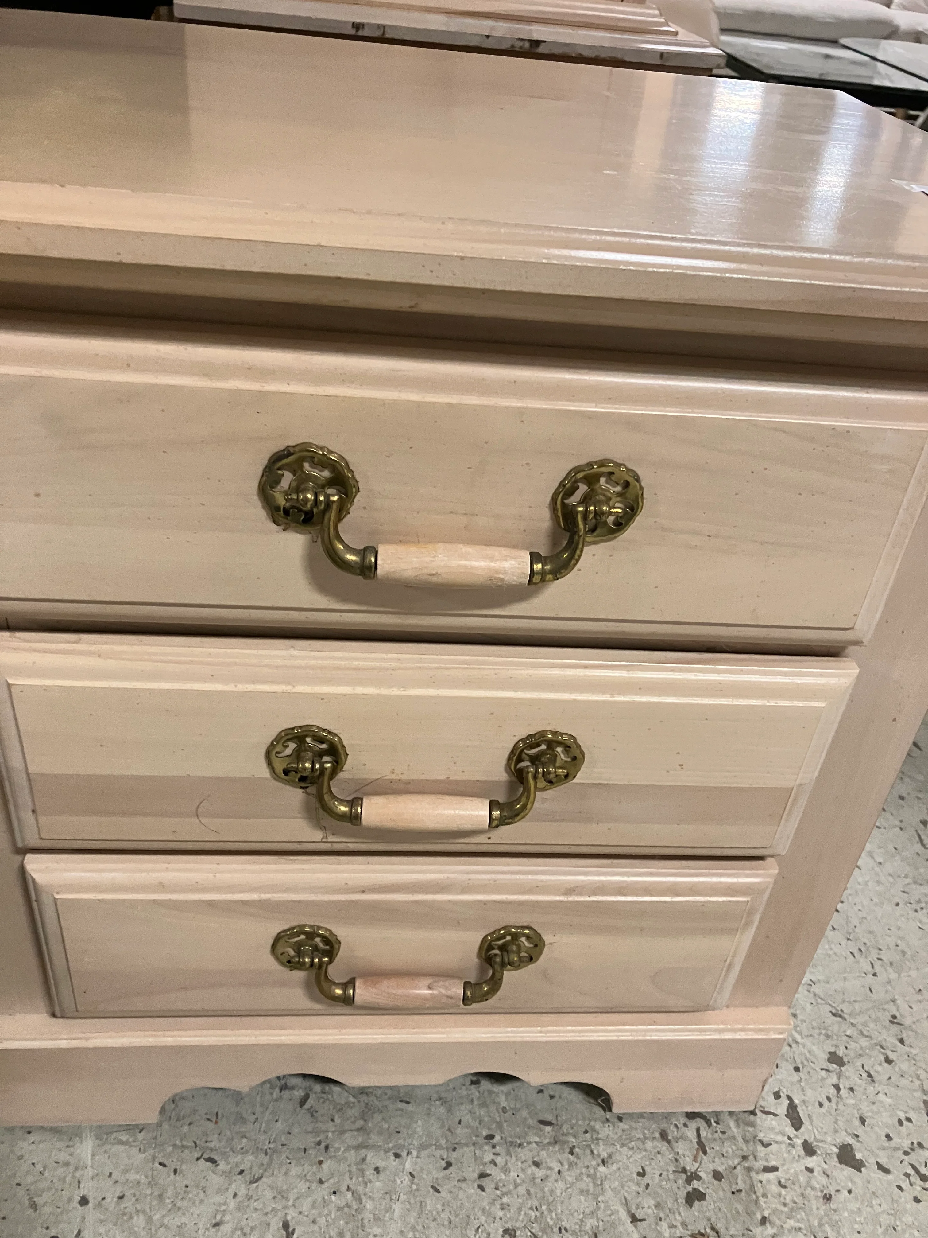3 Drawer Side Table - Image 4