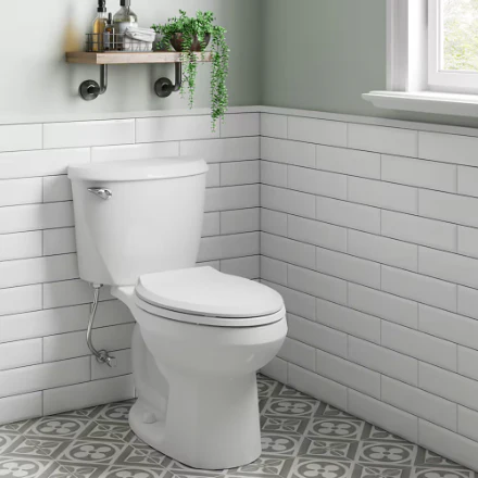 American Standard Mainstream 4.8L 2-Piece Toilet in White - Image 2