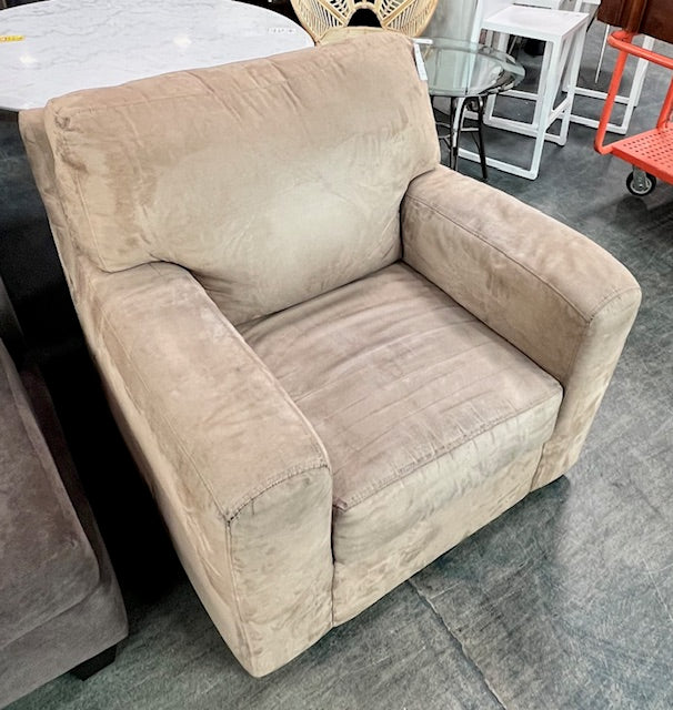 Beige Fabric Armchair (used) - Image 3