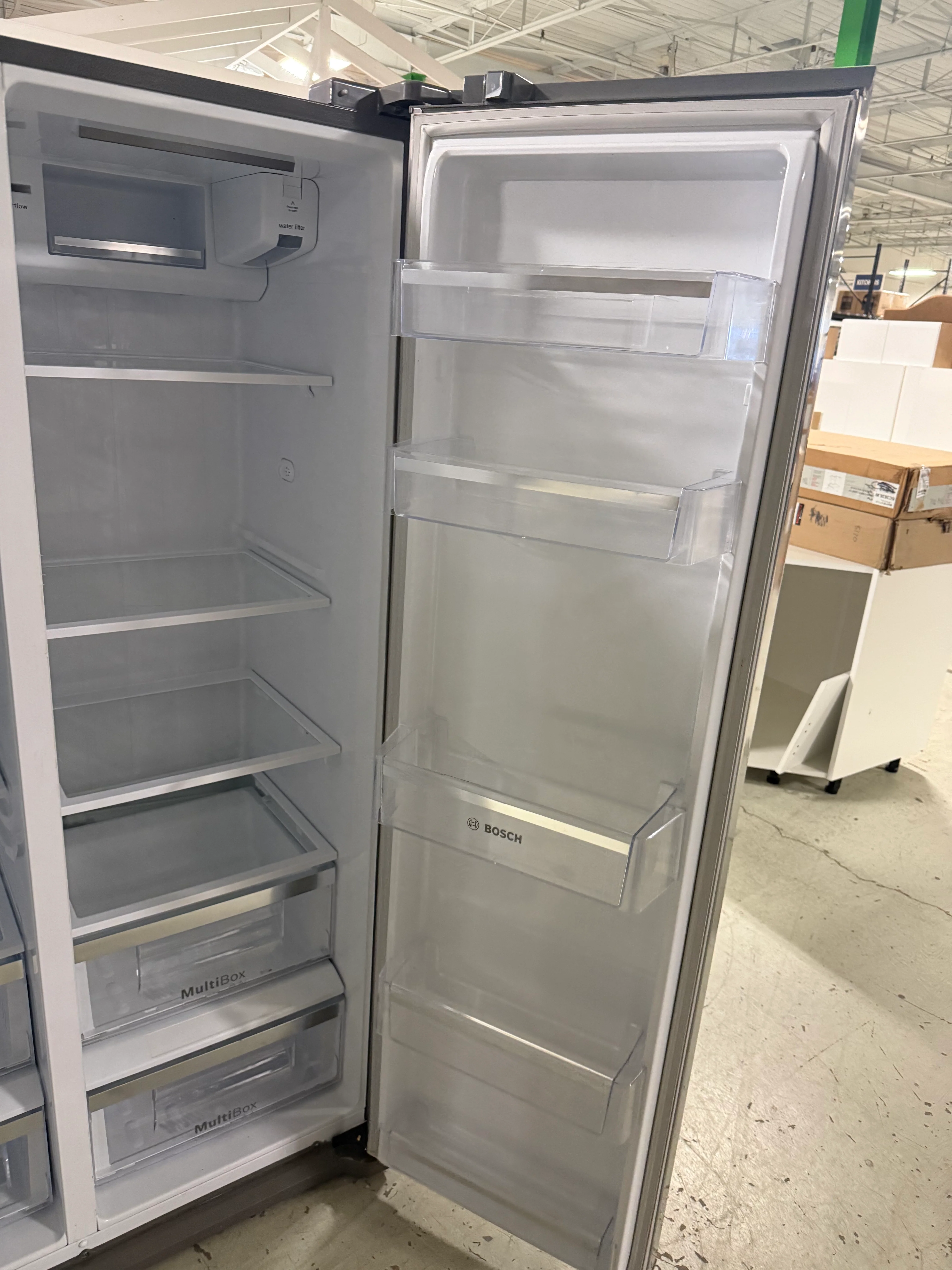 Bosch Fridge (Like New) - Image 6