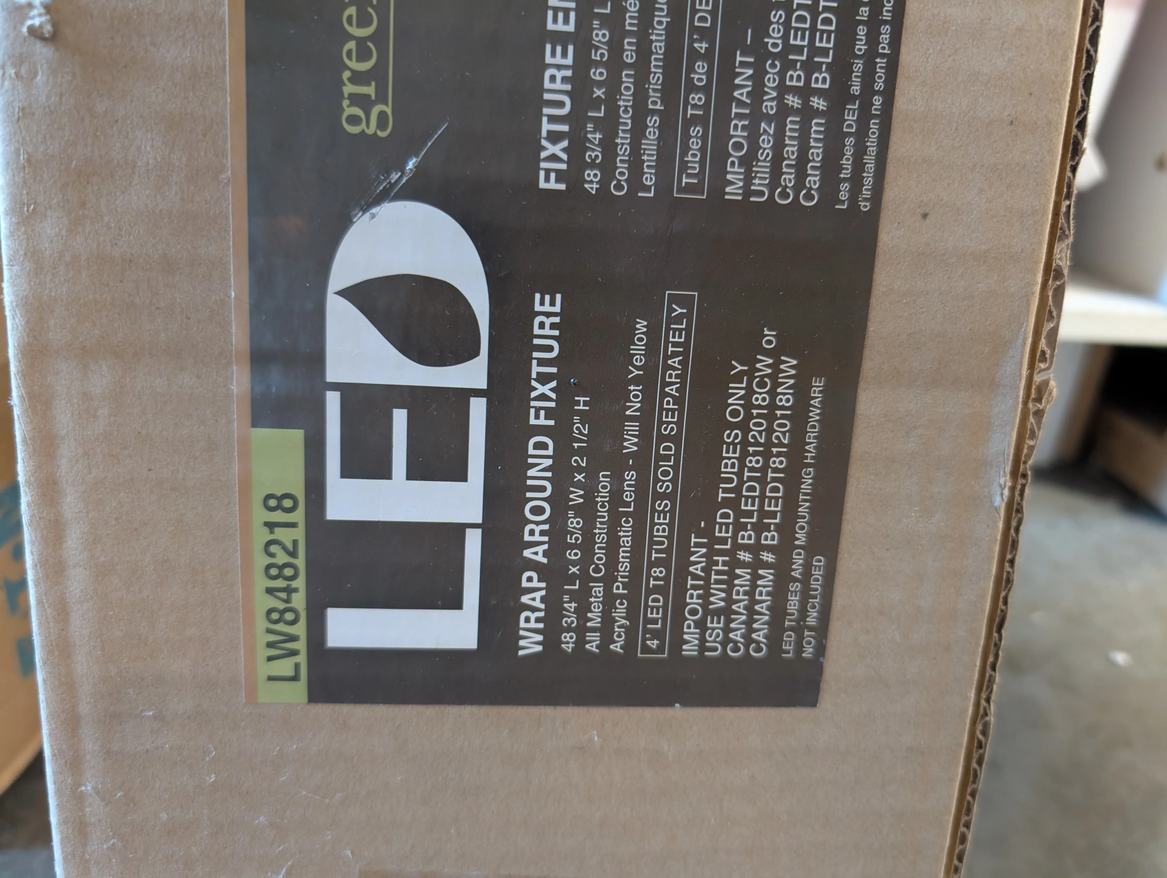 Canarm Greenchoice LW848218 LED Wrap Around Fixture (New) - Image 3