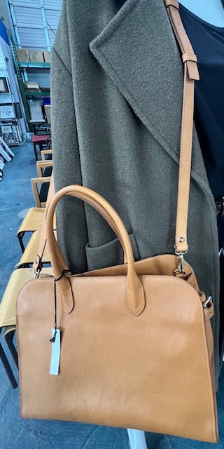 Claudia Firenze Orange Tote Bag - Image 3