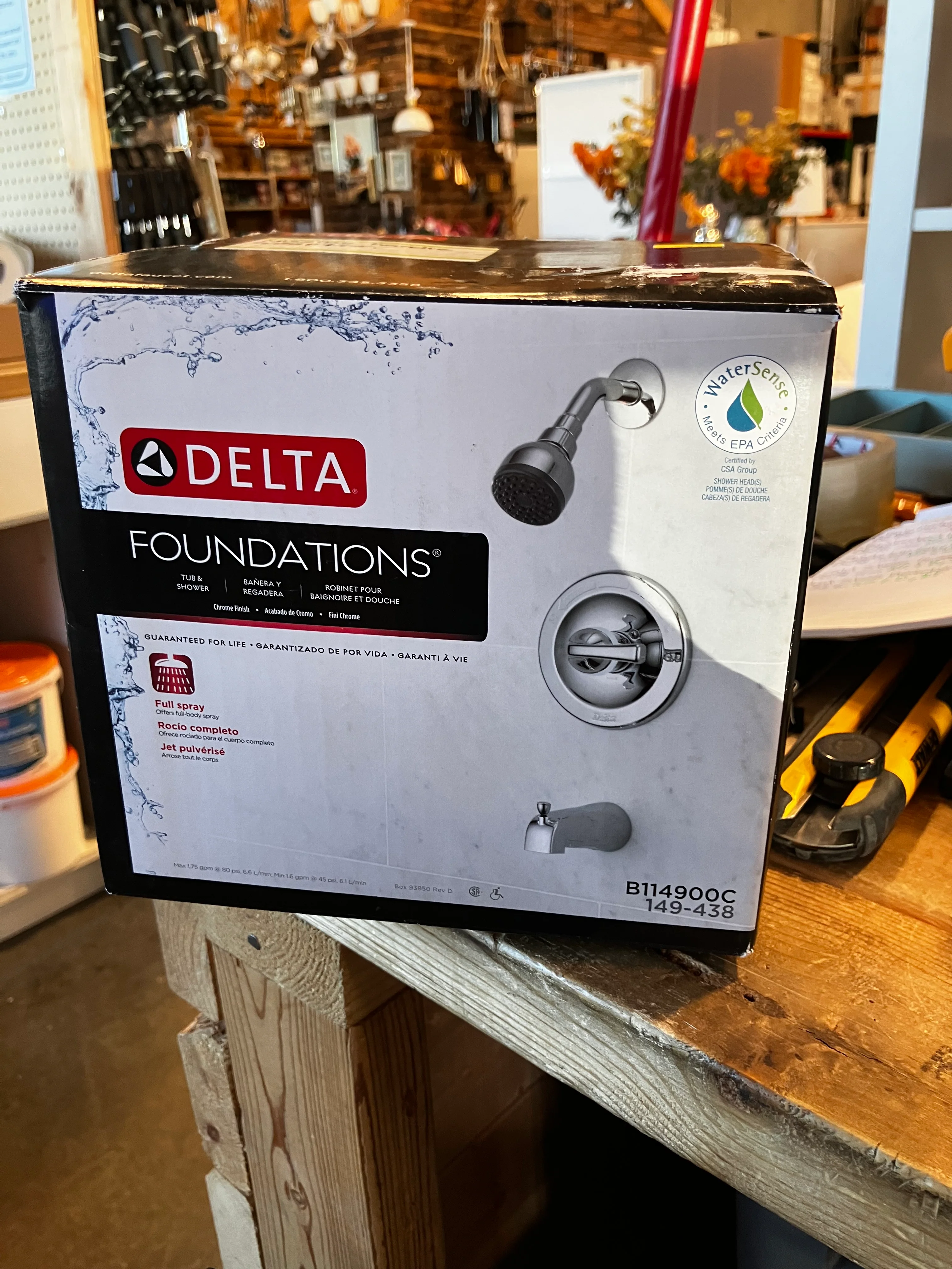 Delta Foundations Single-Handle 1-Spray Tub and Shower Faucet in Chrome (Valve Included) - Image 4