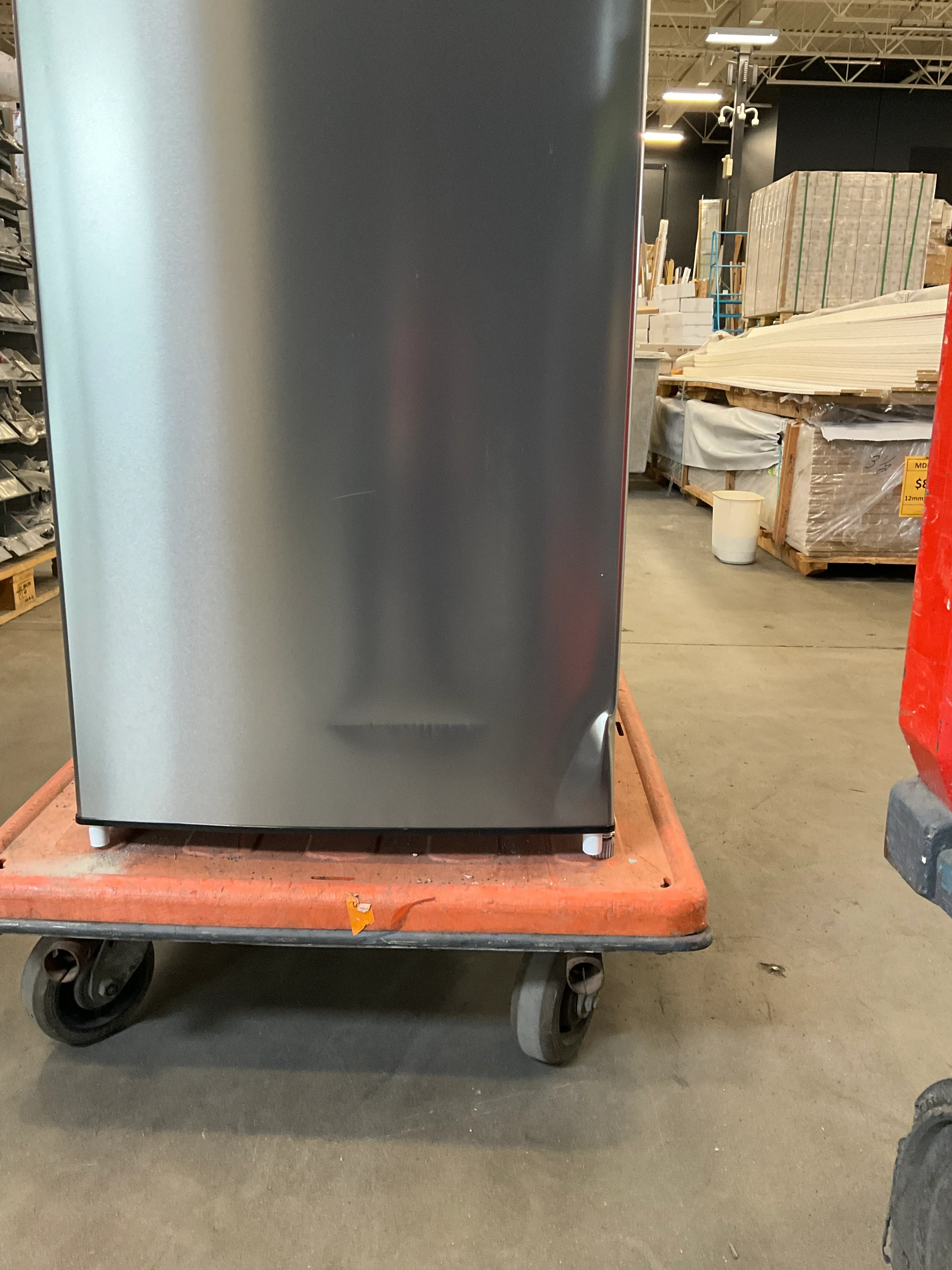 Vissani 7.1 cu. ft. Top Freezer Refrigerator in Stainless Steel (LIGHTLY USED) - Image 3