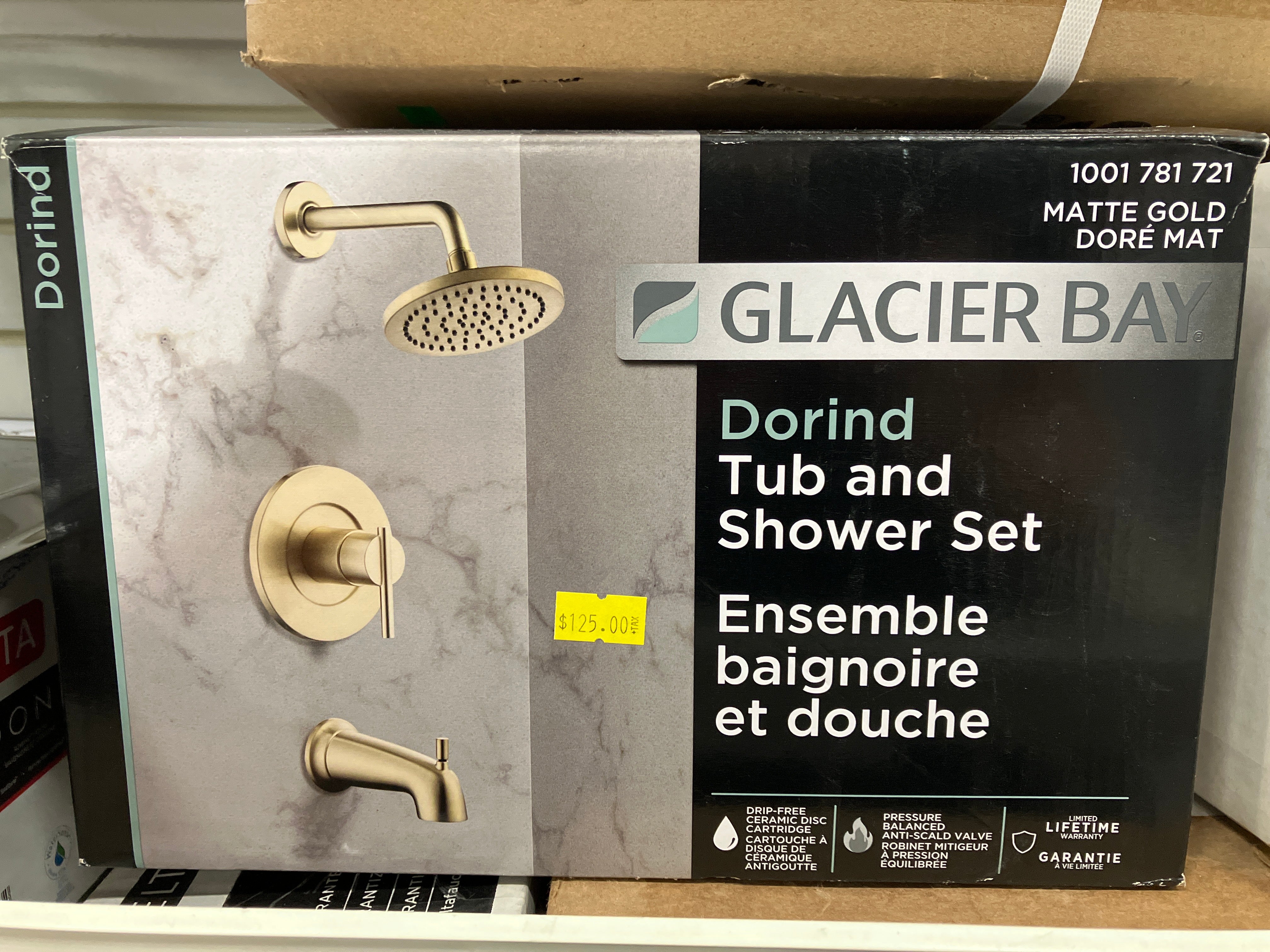Dorind Tub and Shower Set Matte Gold