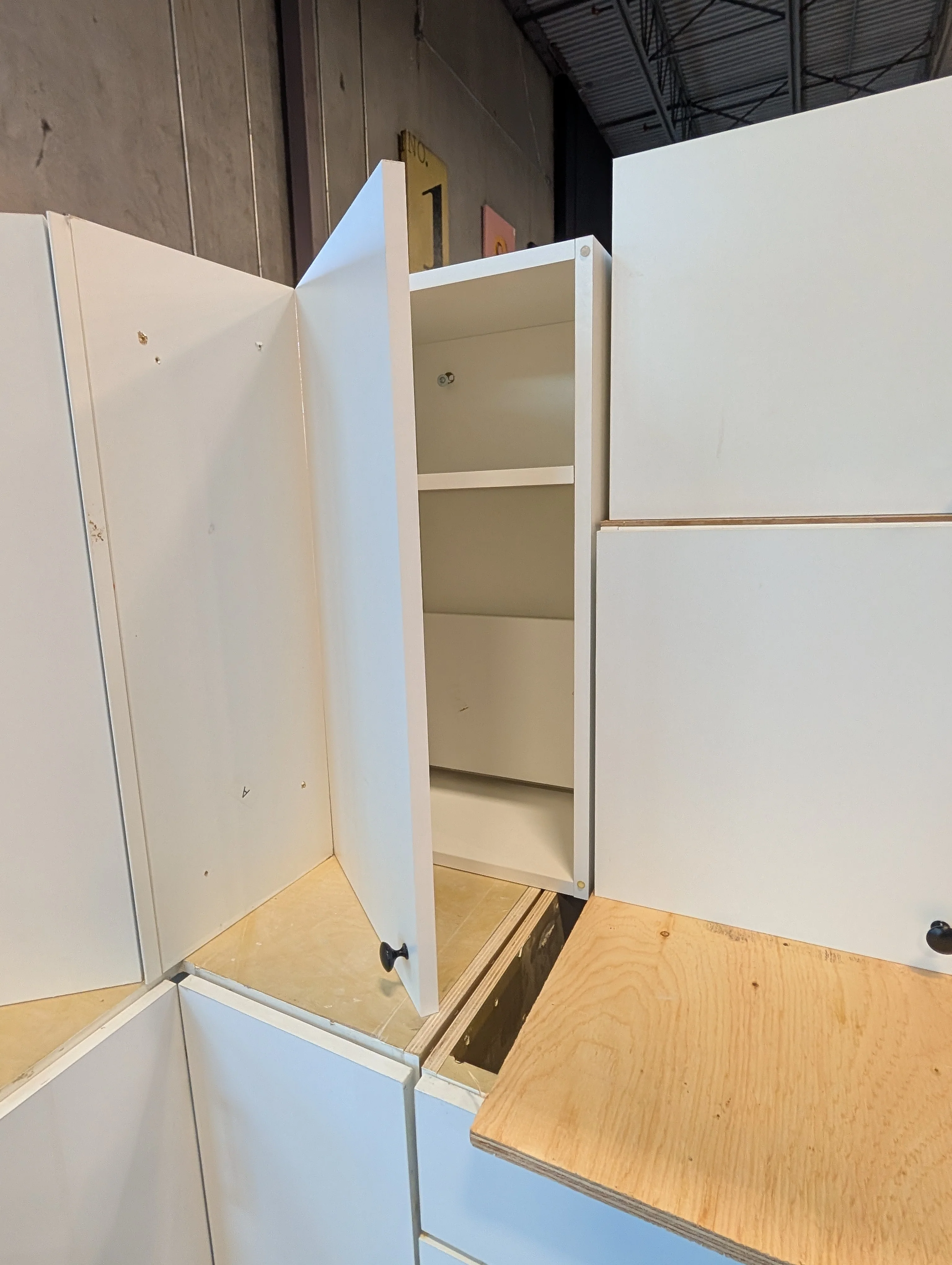 Glossy/Matte White 14-Piece Kitchen Cabinet Set (Used) - Image 5