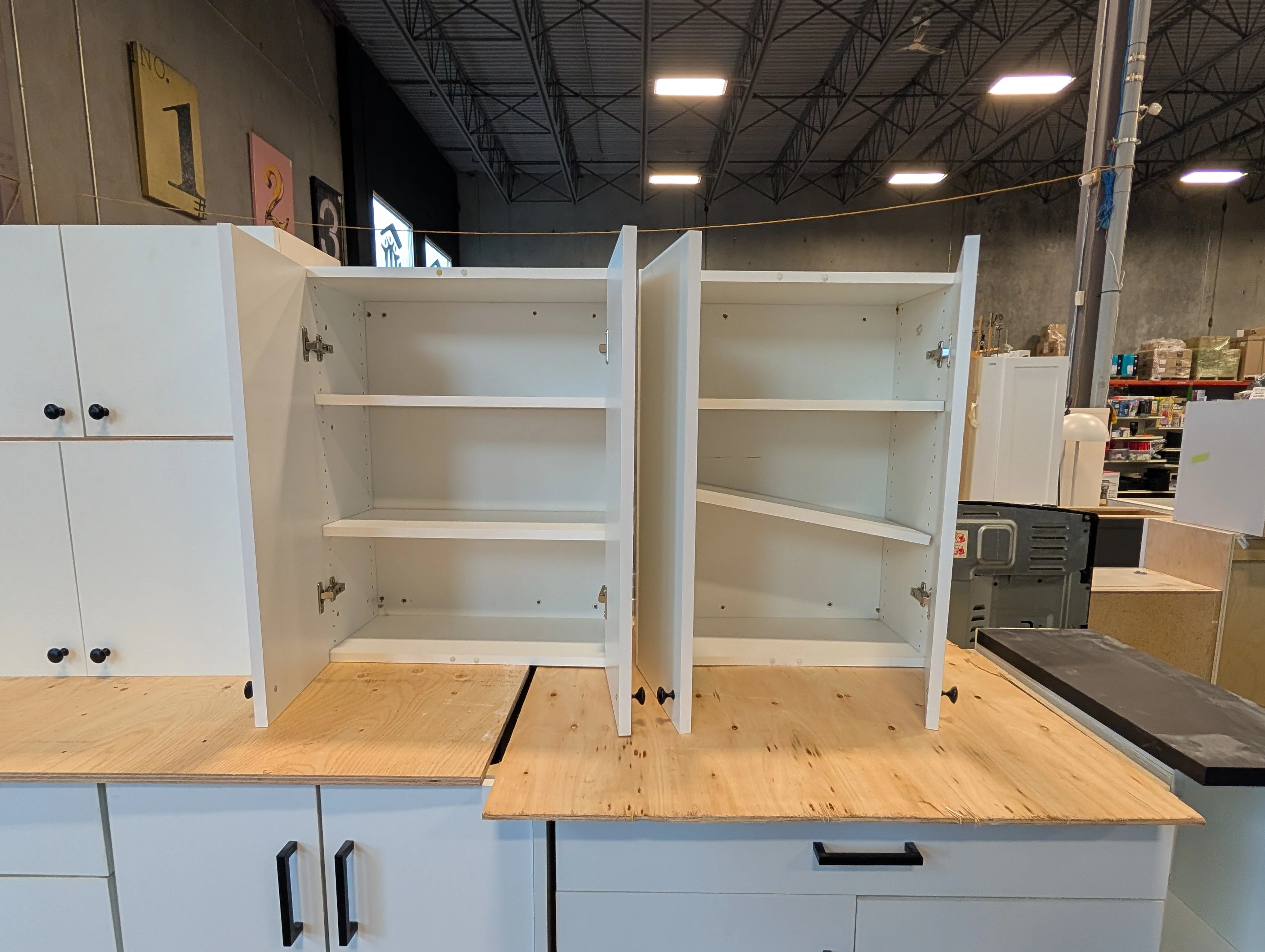 Glossy/Matte White 14-Piece Kitchen Cabinet Set (Used) - Image 8
