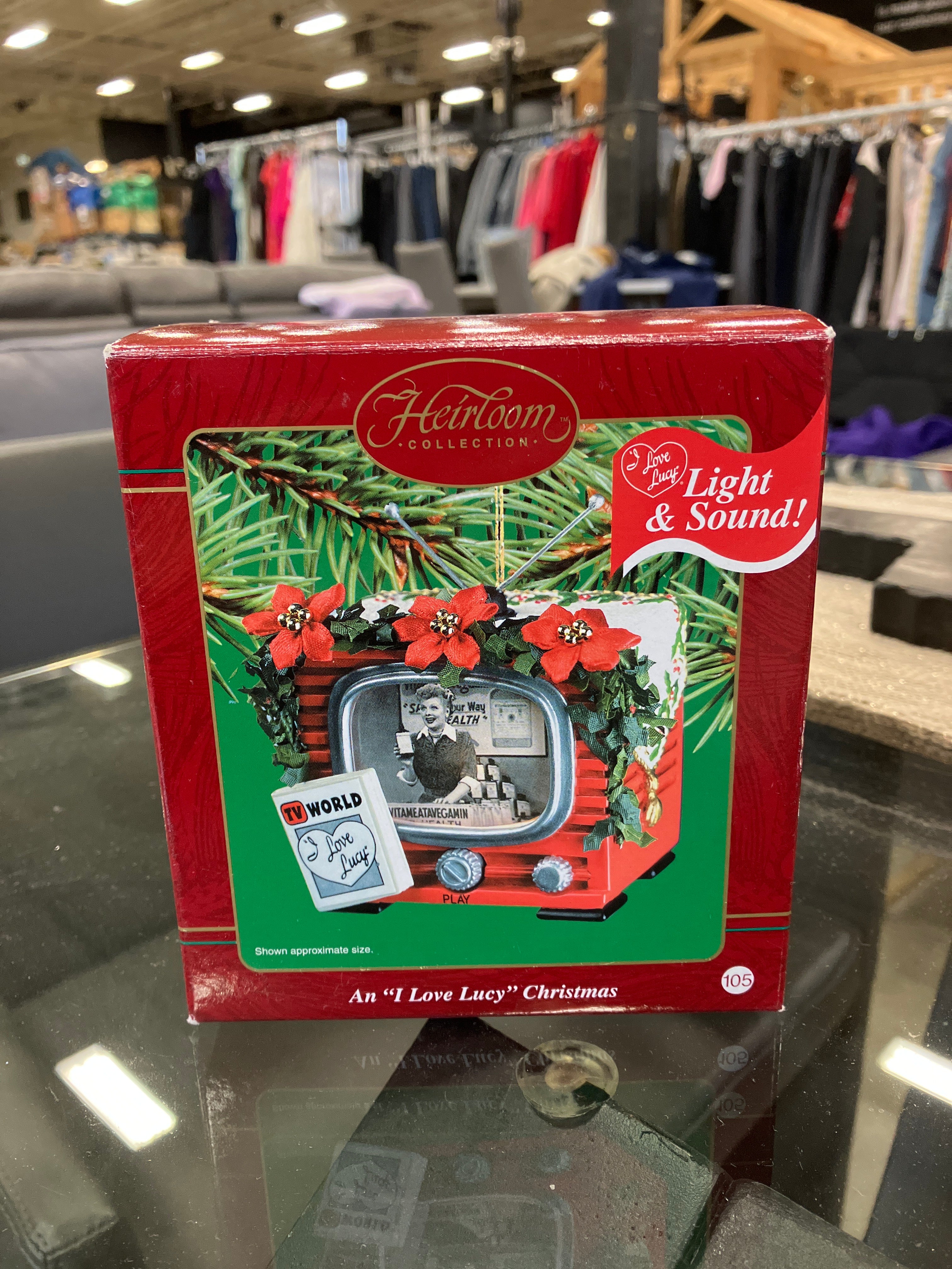 “I Love Lucy” #105 Carlton Cards Heirloom Collection Christmas Ornament - Image 3