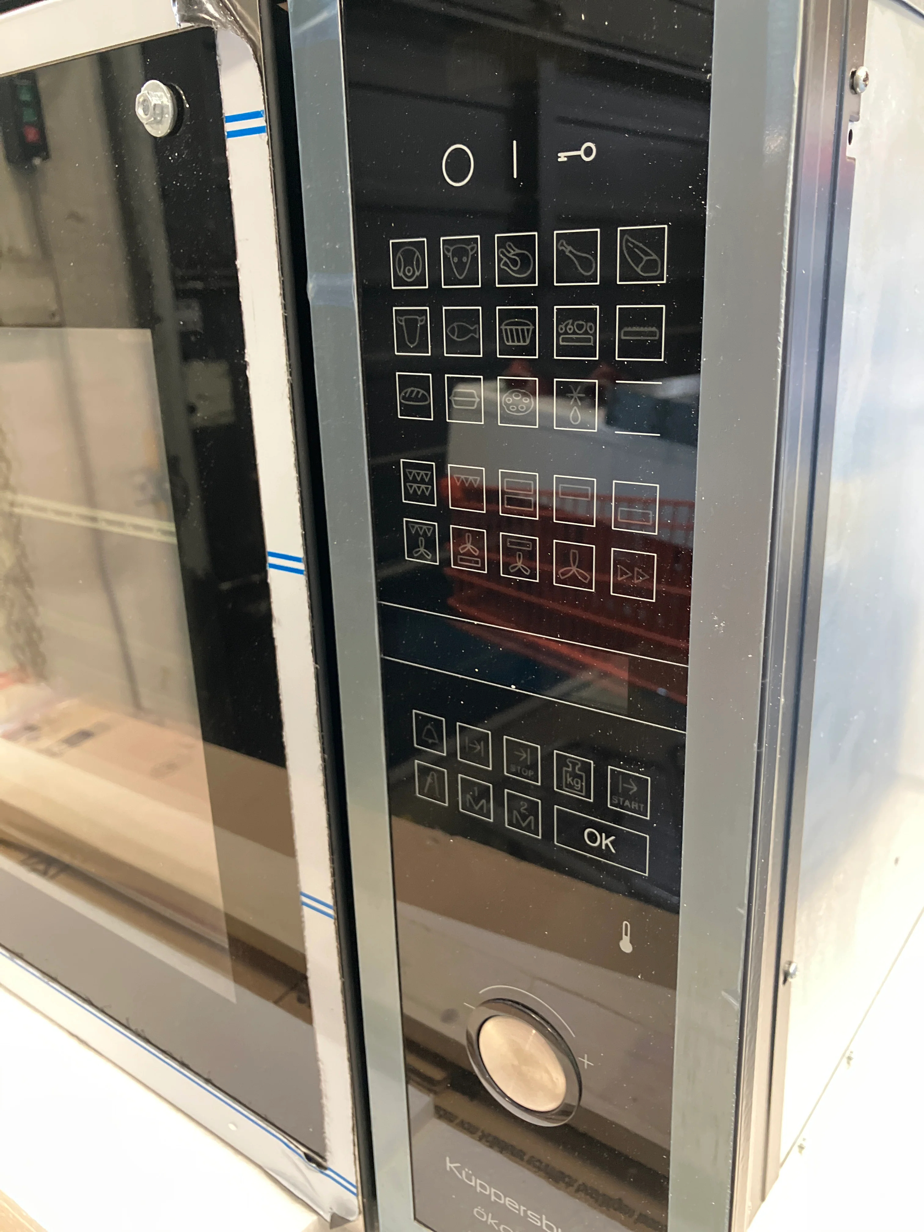 Küppersbusch 3850Kw Wall Oven (new) - Image 3