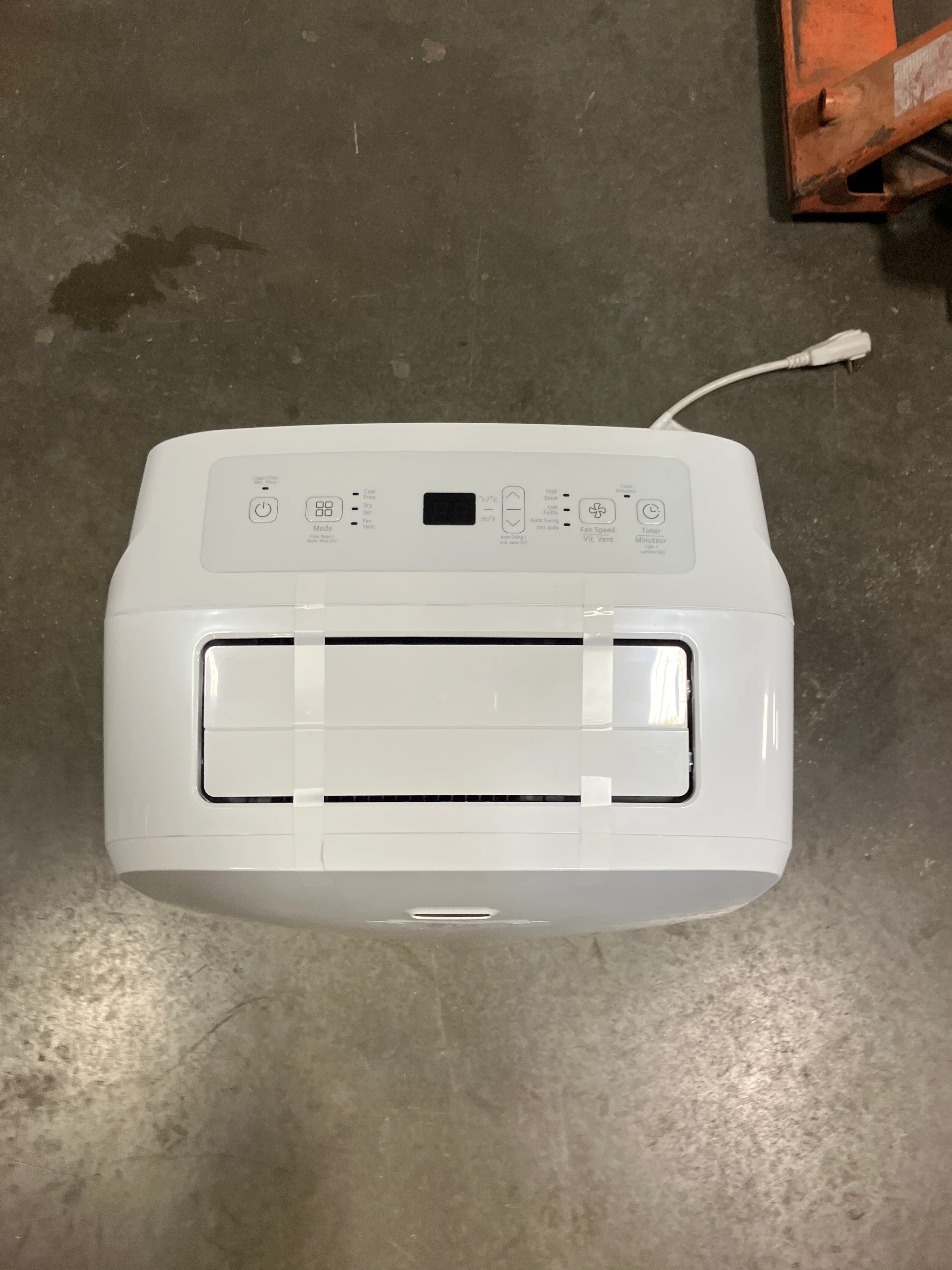 LG Electronics 8,000 BTU SACC (12,000 BTU ASHRAE) Portable Air Conditioner (New) - Image 2