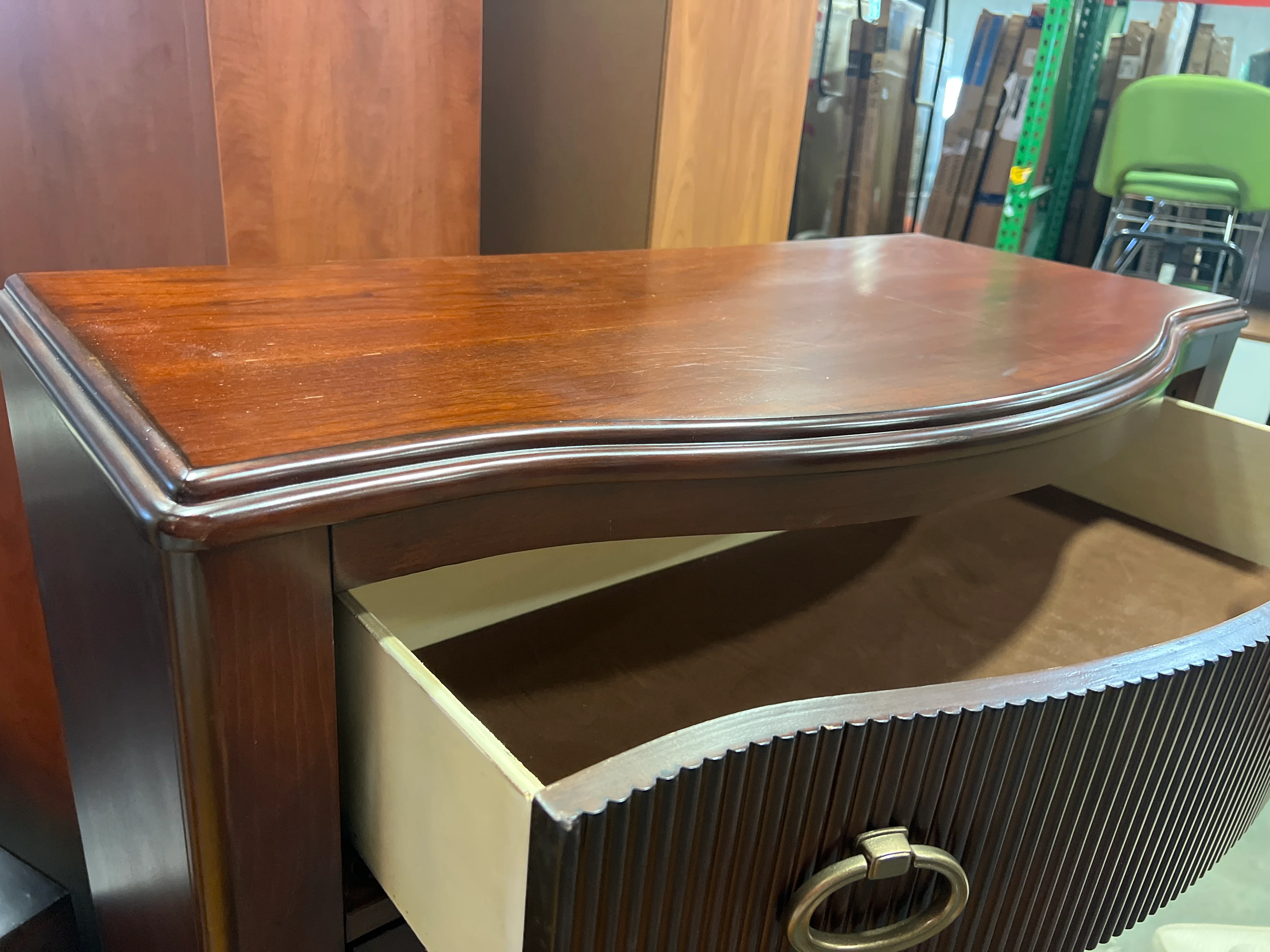Mahogany/Cherry Tone 5 Drawer Dresser (used) - Image 3