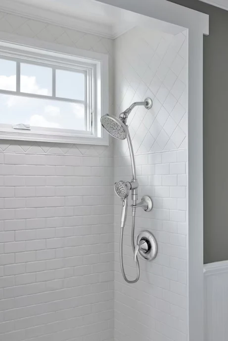 MOEN Attract 6-Setting Rain Shower and Handheld Shower Head with Magnetic Dock and Slide Bar in Chrome (New)