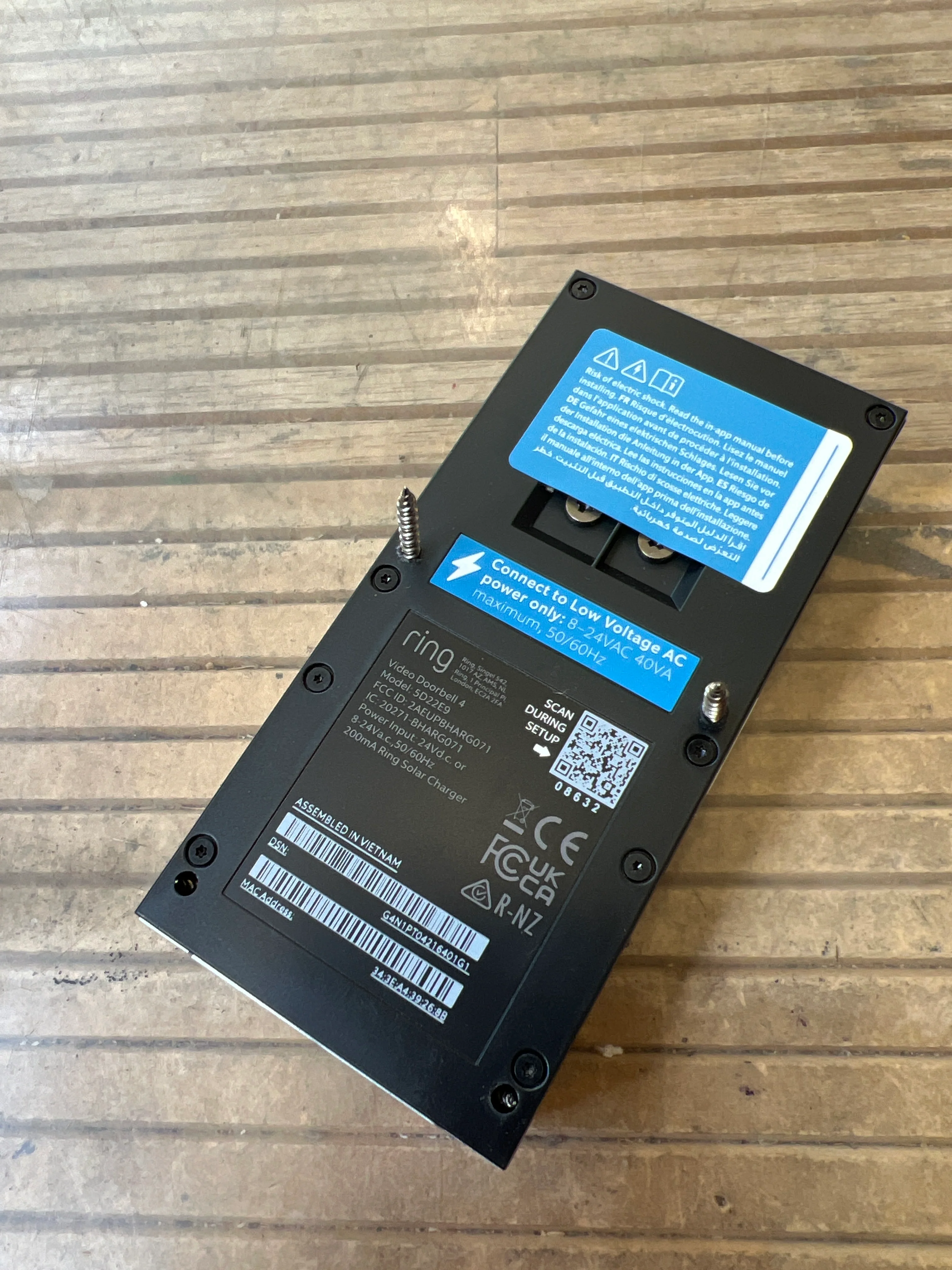 Ring Video Doorbell 4 (lightly used) - Image 4