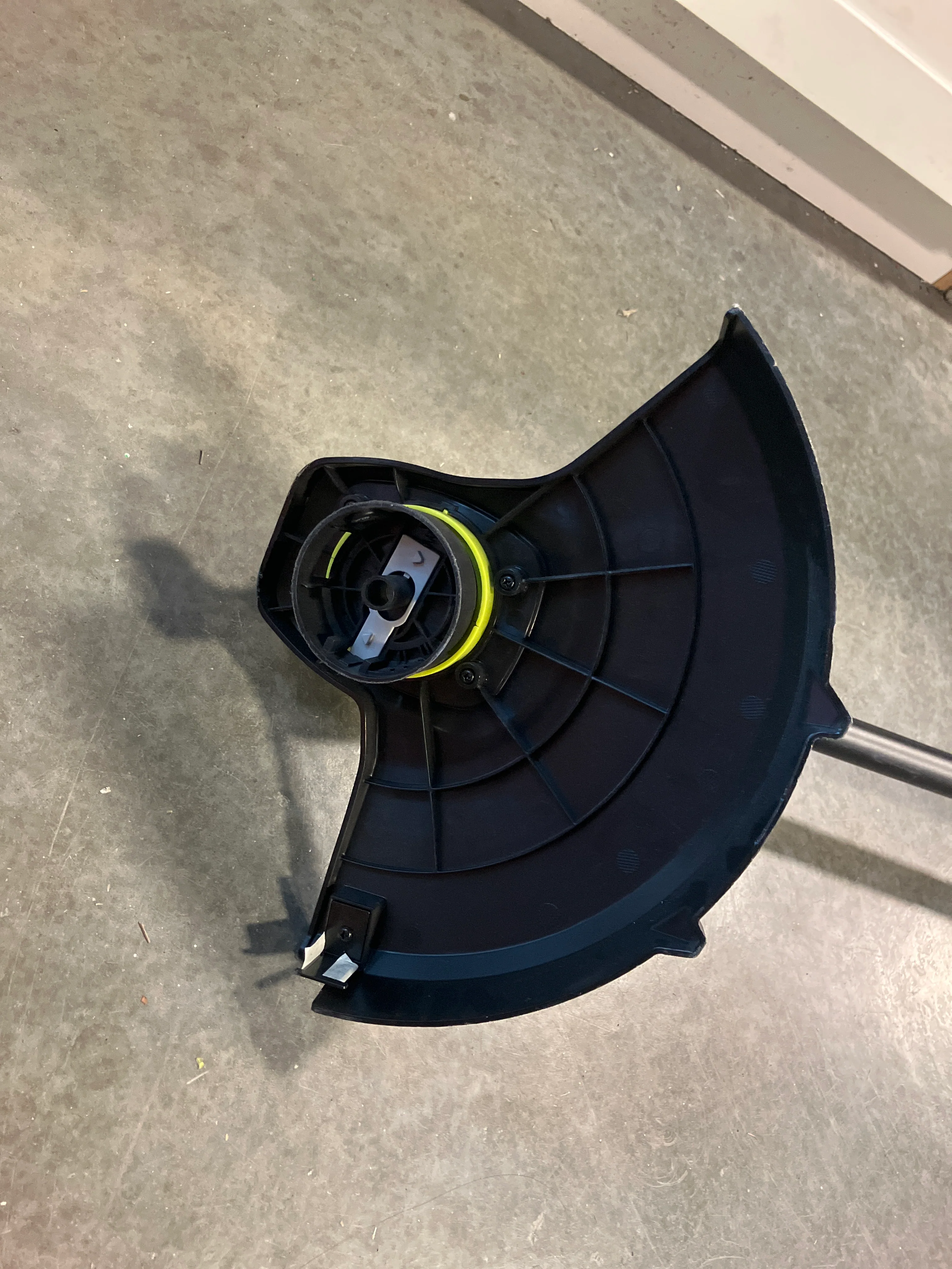 RYOBI 18V ONE+ HP Brushless 13-inch Cordless Battery String Trimmer (As Is) (Tool Only) - Image 3