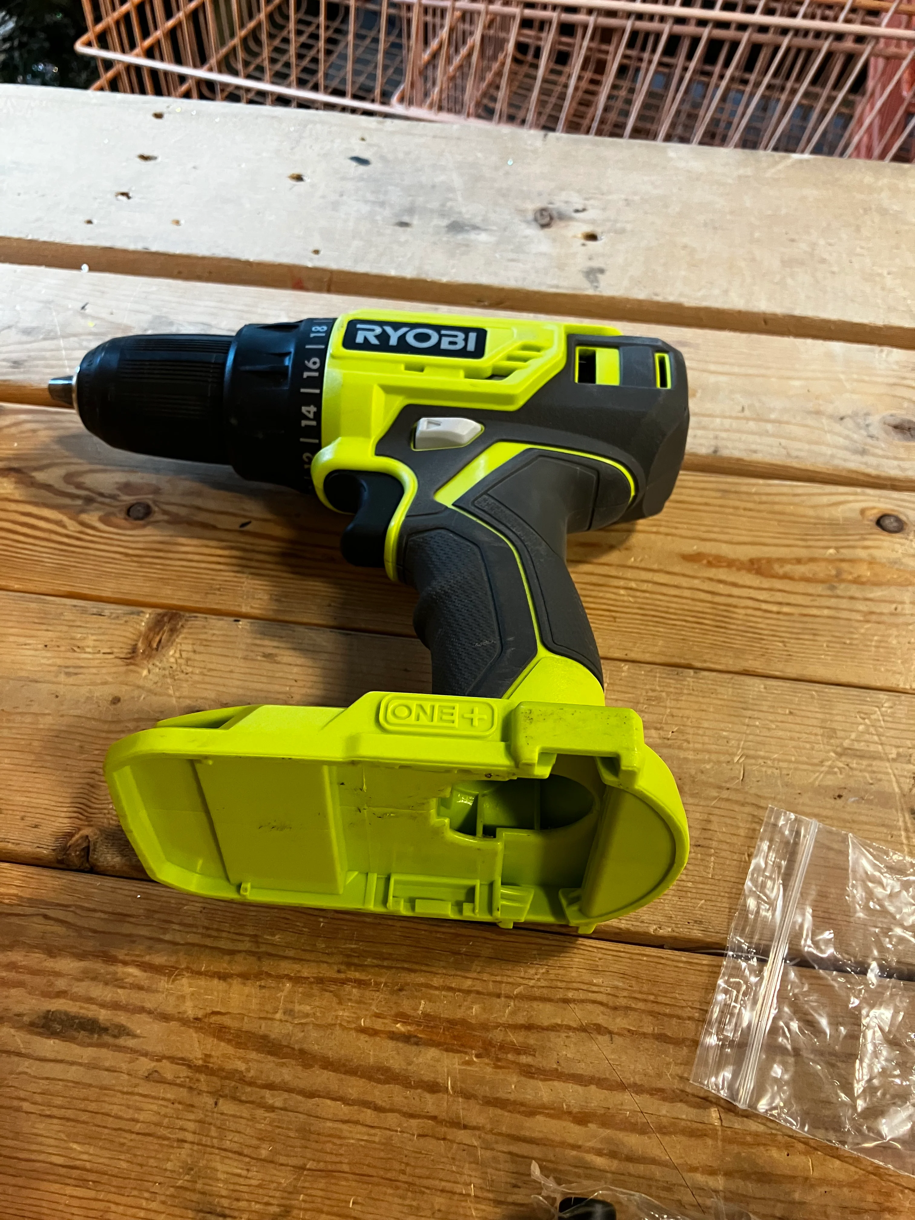 Ryobi 18V One+ lithium ion cordless 1/2 inch drill/driver - Image 3