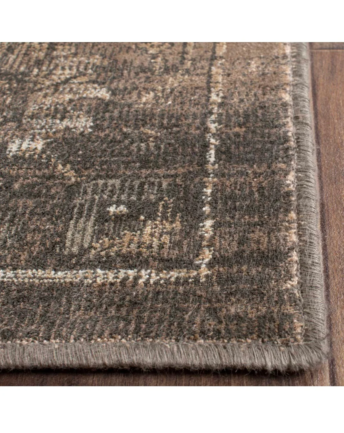 Safavieh Vintage Tanja Soft Anthracite 4 ft. x 5 ft. 7-inch Indoor Area Rug (new) - Image 3