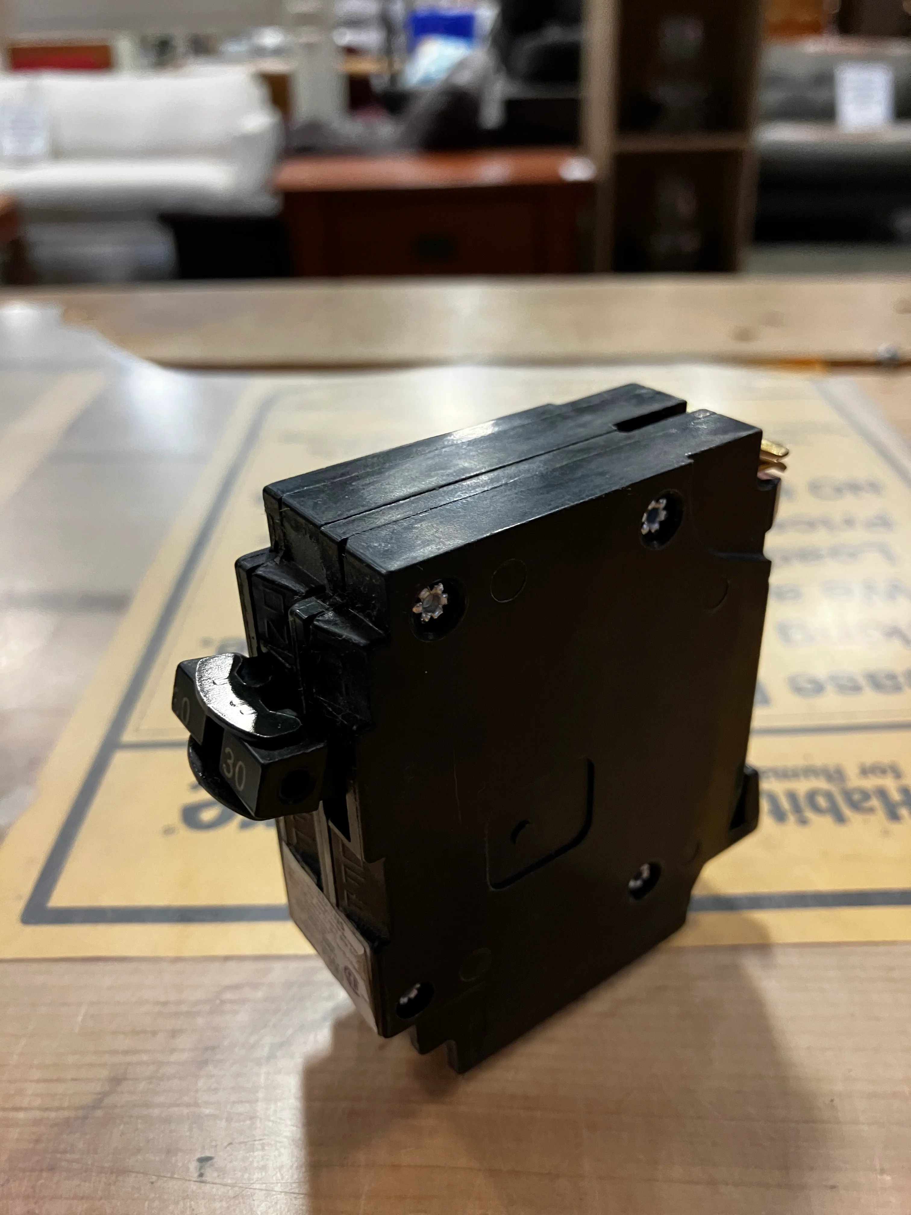 Siemens 20A 2 Pole 120/240V Blue-Line Breaker (Used) - Image 6