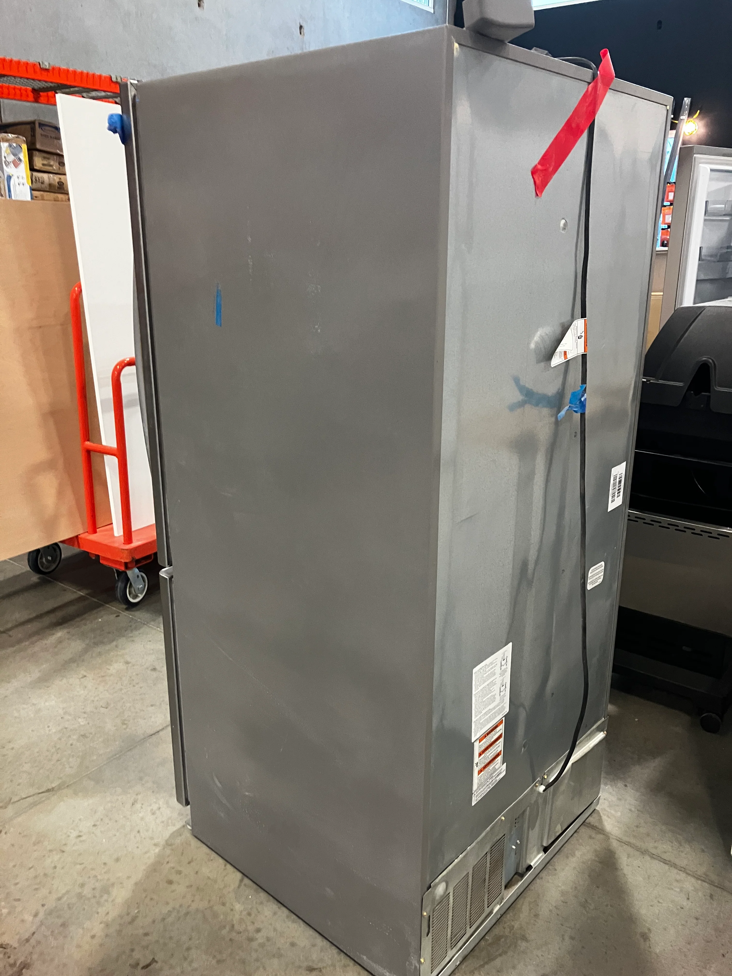 Whirlpool 30" 18.7 Cu. Ft. Bottom-Mount Refrigerator - Monochromatic Stainless Steel (Used) - Image 4