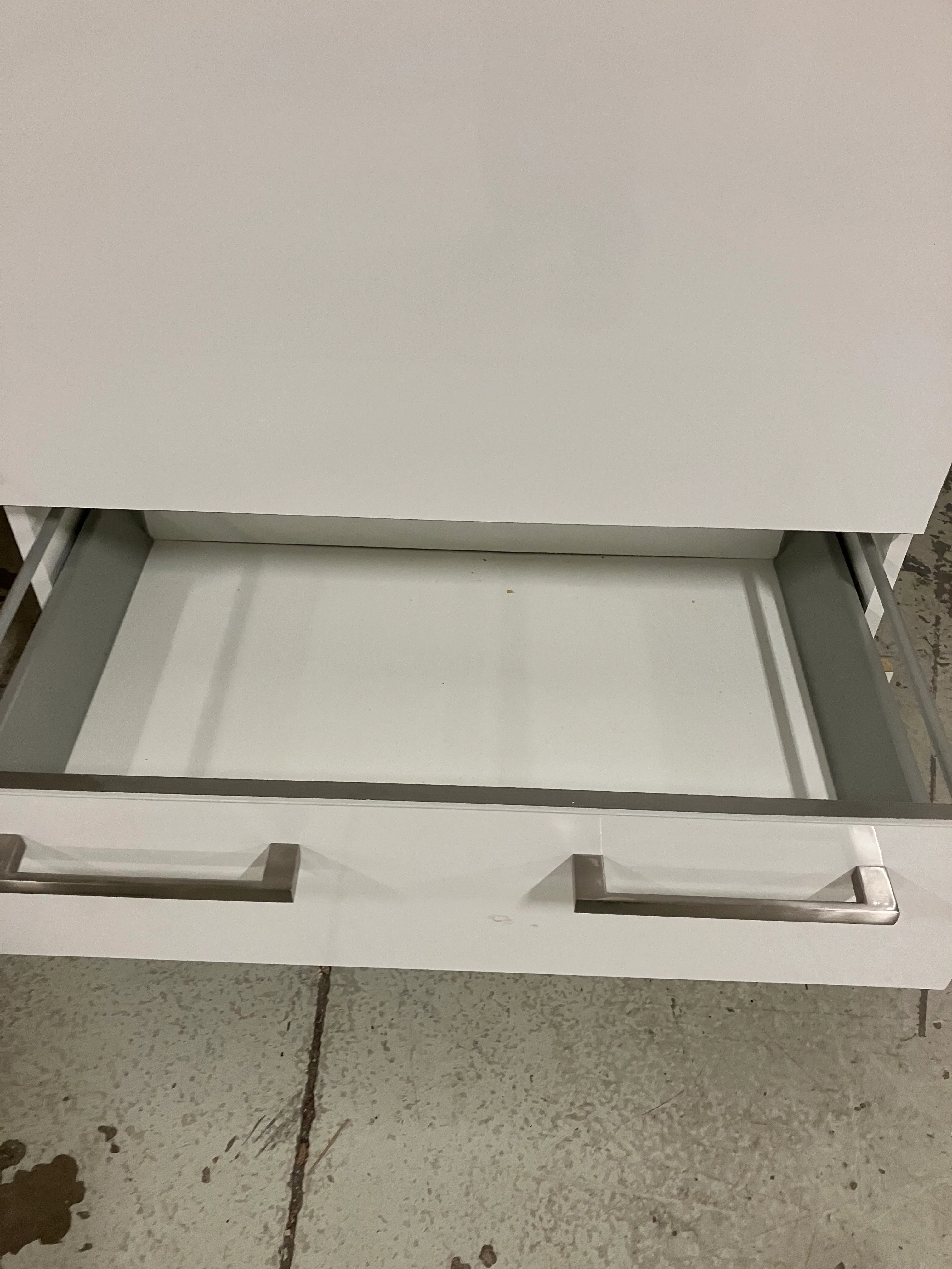 White Single Sink Vanity With Marble Top and Faucet - Image 6